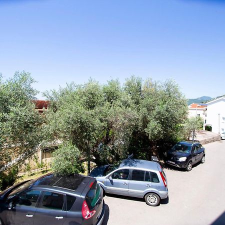 One Bedroom Apartment Ljilja スヴェティ・ステファン エクステリア 写真